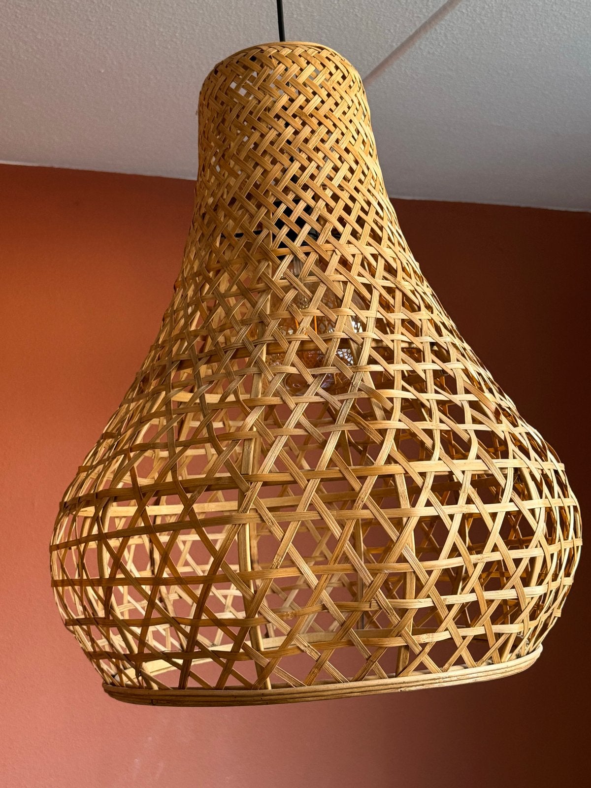 Rotan hanglamp - Boheemse stijl, Ophalen, Zo goed als nieuw, Natuurlijk materiaal, E27 (groot)
