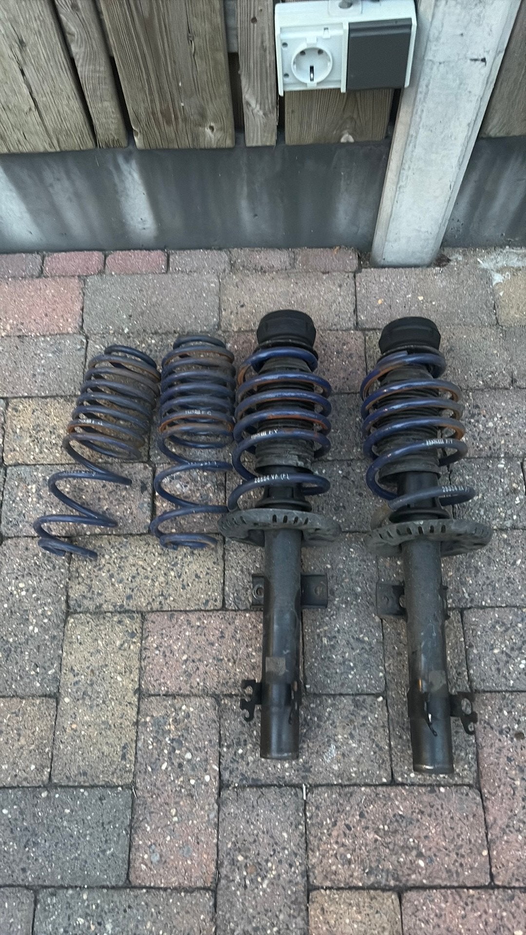 H&R verlagingsveren, Auto-onderdelen, Ophalen, Gebruikt, Seat
