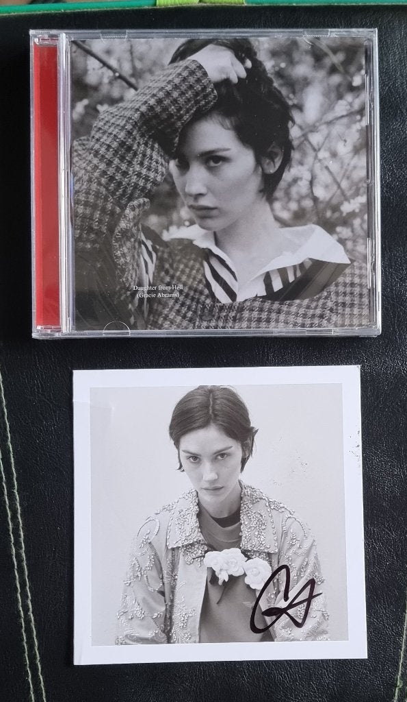 Gracie Abrams - cd  - handtekening kaartje, Ophalen of Verzenden, Nieuw in verpakking, Pop, Gesigneerd