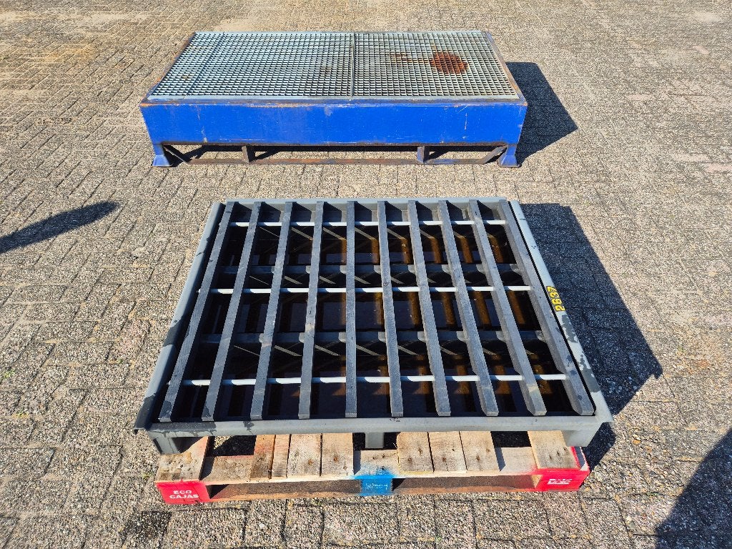 2x Lekbakken voor opslag van vloeistoffen - olielekbak, Ophalen, ., ., .