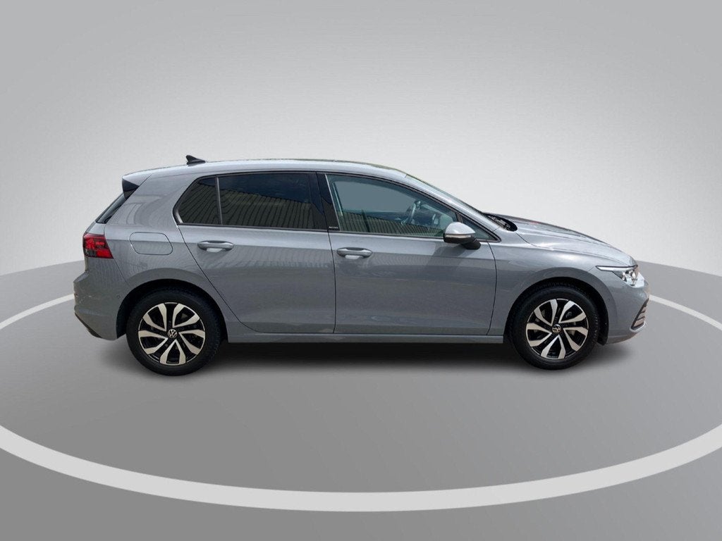 Volkswagen Golf 1.5TSI/150PK Active · Navigatie · Camera +, Voorwielaandrijving, Stof, 4 cilinders, 150 pk