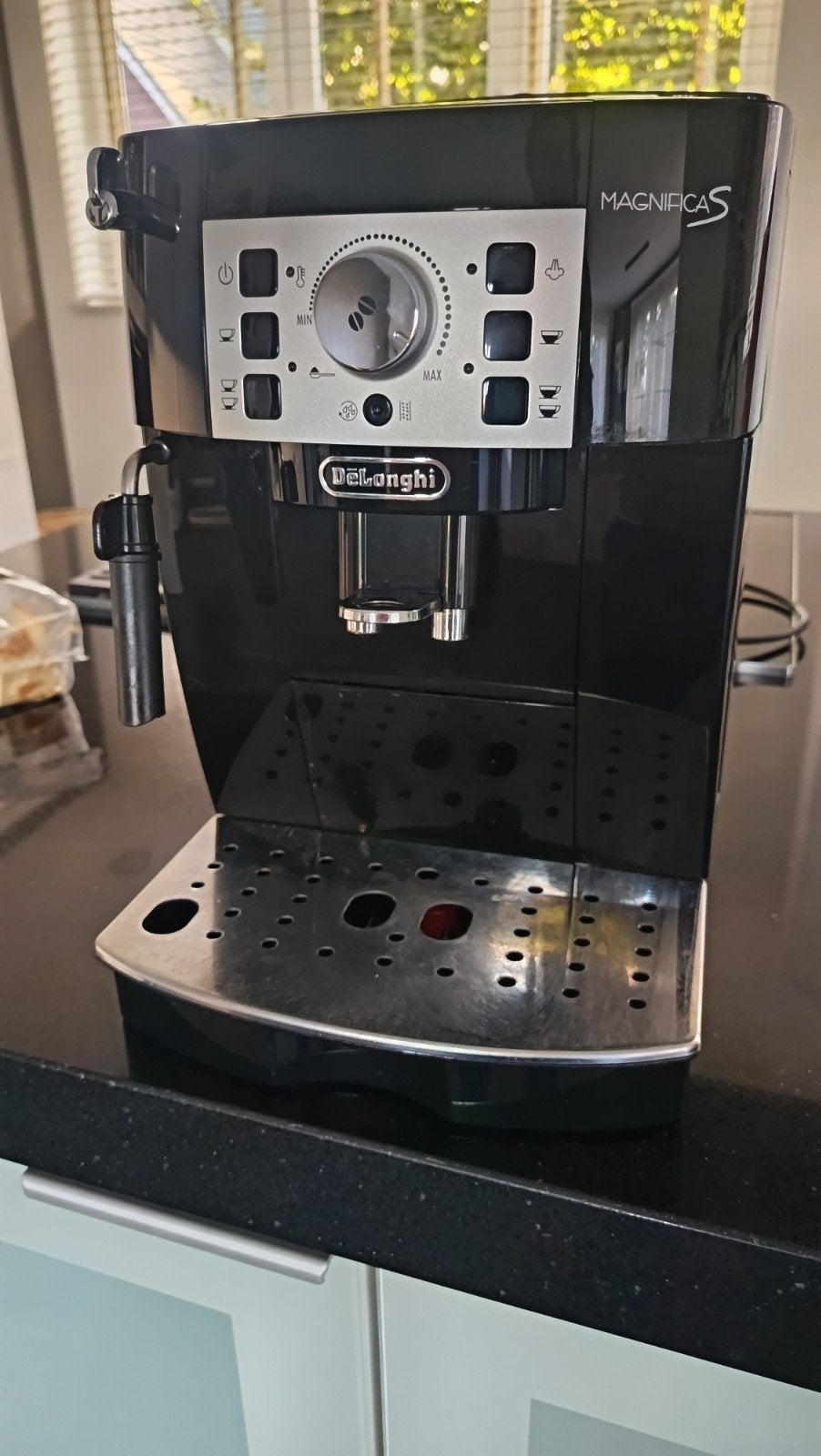 (Defecte) Delonghi Magnifica S bonenkoffiemachine, Koffiemachine, Koffiebonen, Niet werkend, Ophalen