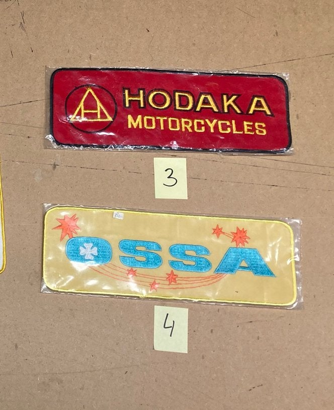 Nieuw (NOS) grote patches (opnaai embleem) motorrace/motoren, Ophalen of Verzenden, Nieuw