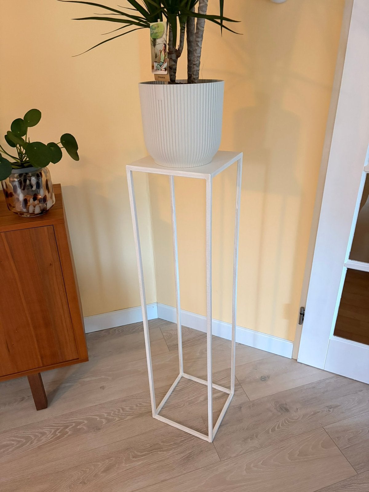 Planten tafel hoog intratuin wit 1 of  set van 2, Ophalen, Zo goed als nieuw