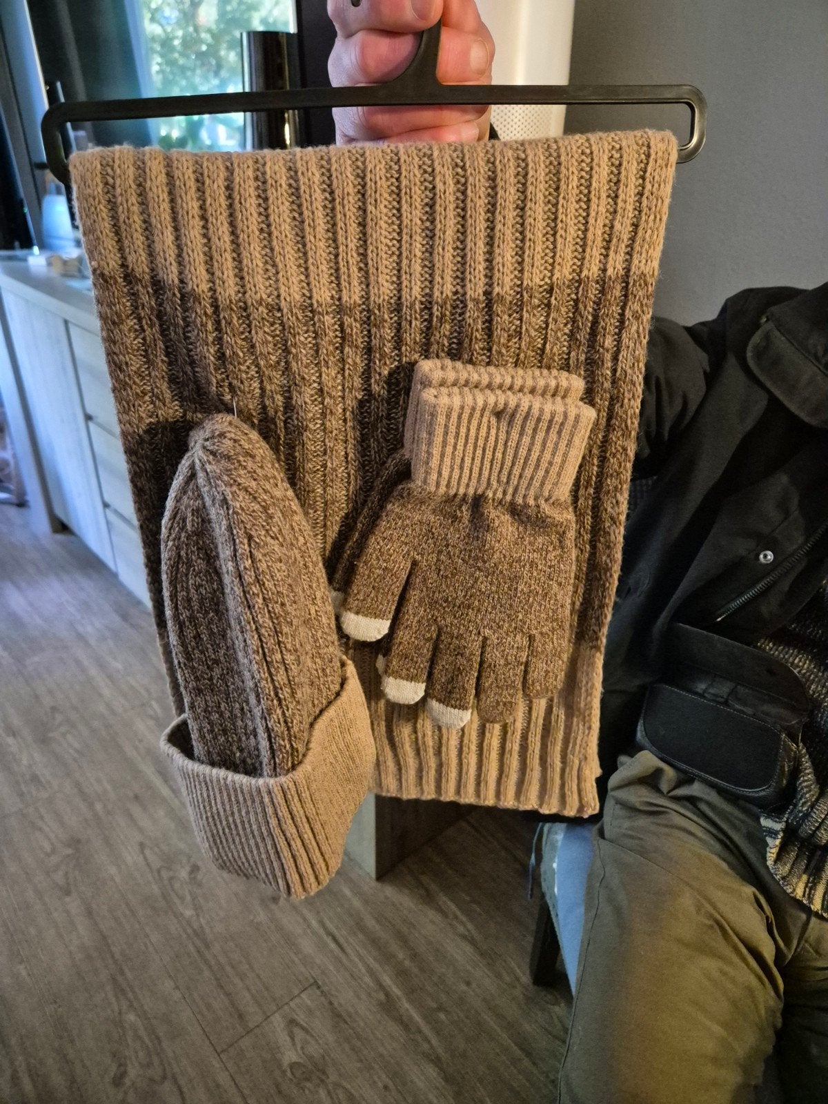 warme winterset dames en heren div kleuren Laatse 40 stuks, Kleding | Dames, Ophalen of Verzenden, Nieuw, Maat 38/40 (M), Sjaal