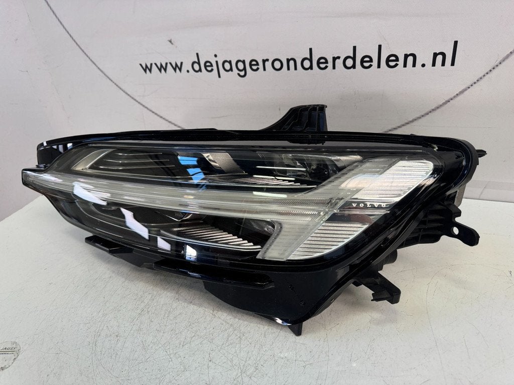 VOLVO V60 S60 MID LED KOPLAMP LINKS 32228817 COMPLEET, Auto-onderdelen, Verlichting, Gebruikt, Gunnar Engellaus vag 8
405 31  Gothenburg, SE