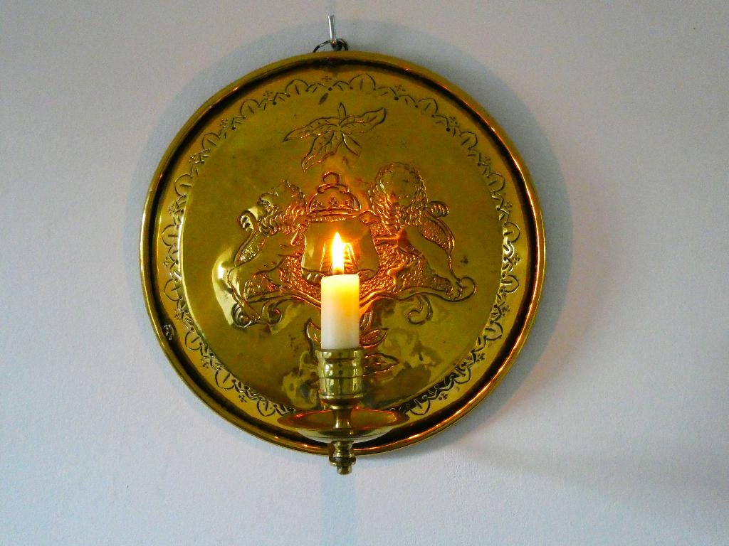 Geelkoperen wandkandelaar met 2 leeuwen kroon en toren, Antiek en Kunst, Ophalen of Verzenden, Koper of Brons