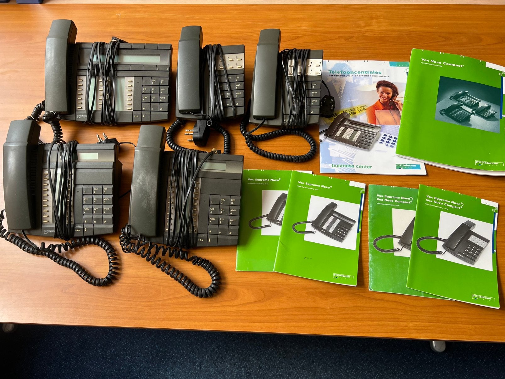 5-delige set Telefooncentrale Vox Novo - intern en extern, Ophalen of Verzenden