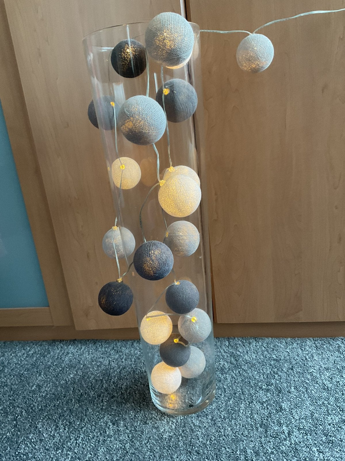 Vaas met lichtsnoer met ballen, Ophalen, Overige kleuren, 50 tot 75 cm, Glas