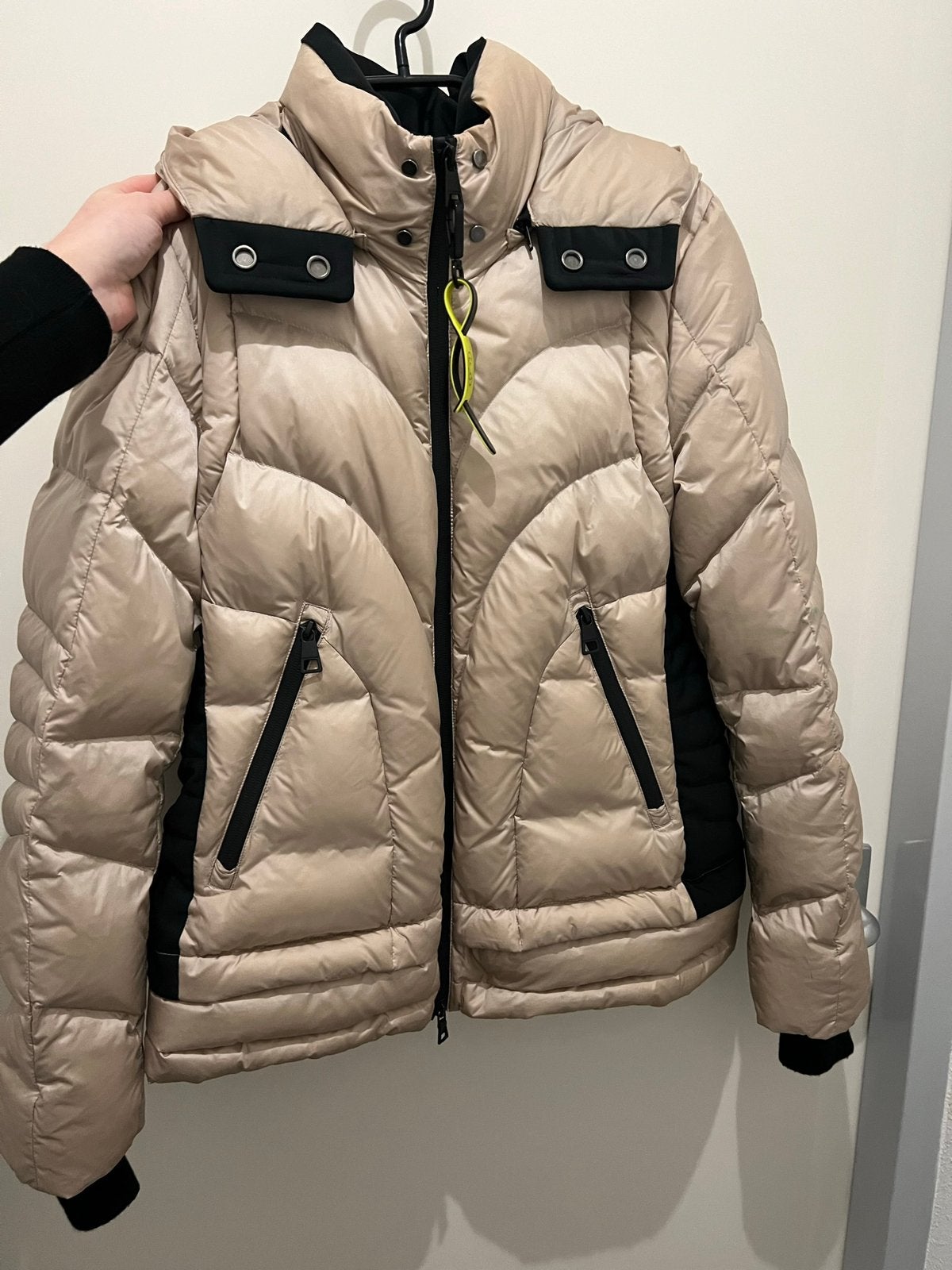 Vrijwel nieuw Creenstone jas winterjas dons beige kort 36/S, Ophalen of Verzenden, Zo goed als nieuw, Maat 36 (S), Beige