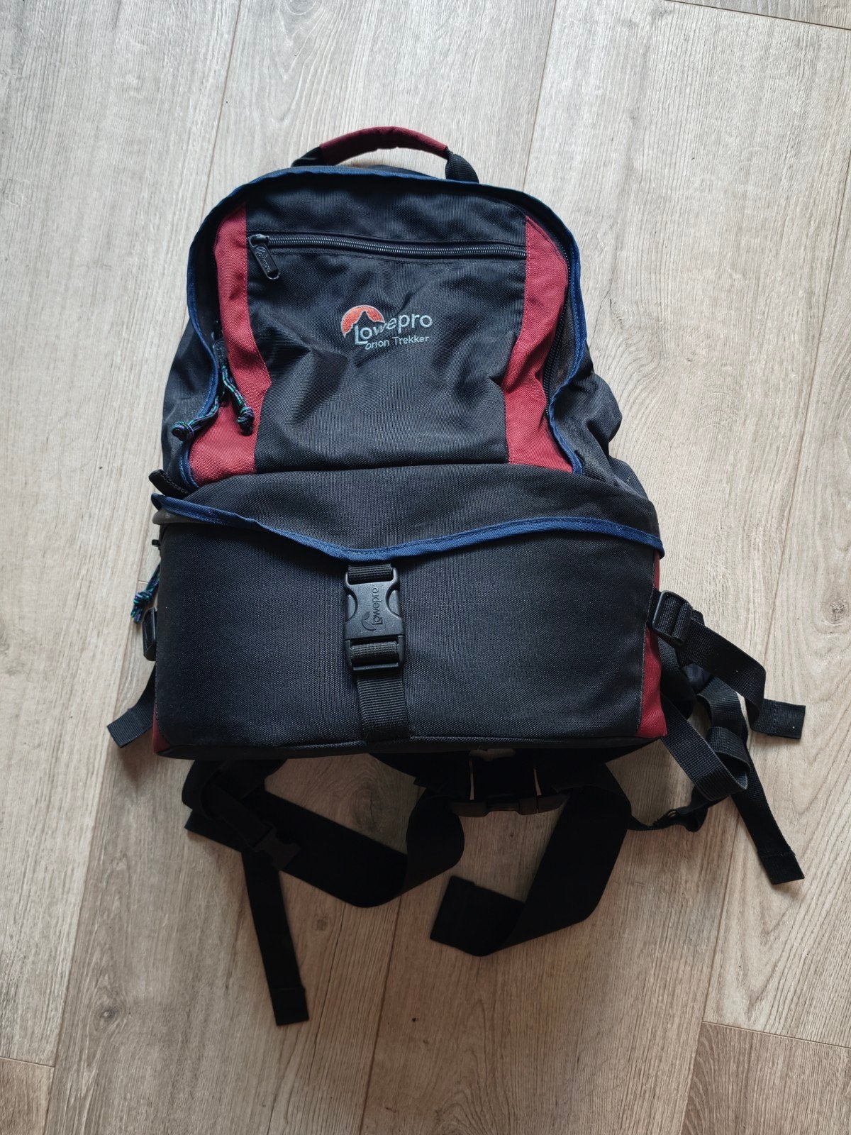 Lowepro Orion Trekker Cameratas - Rugtas Zwart/Rood, Gevoerd, Rugtas, Ophalen of Verzenden, Zwart