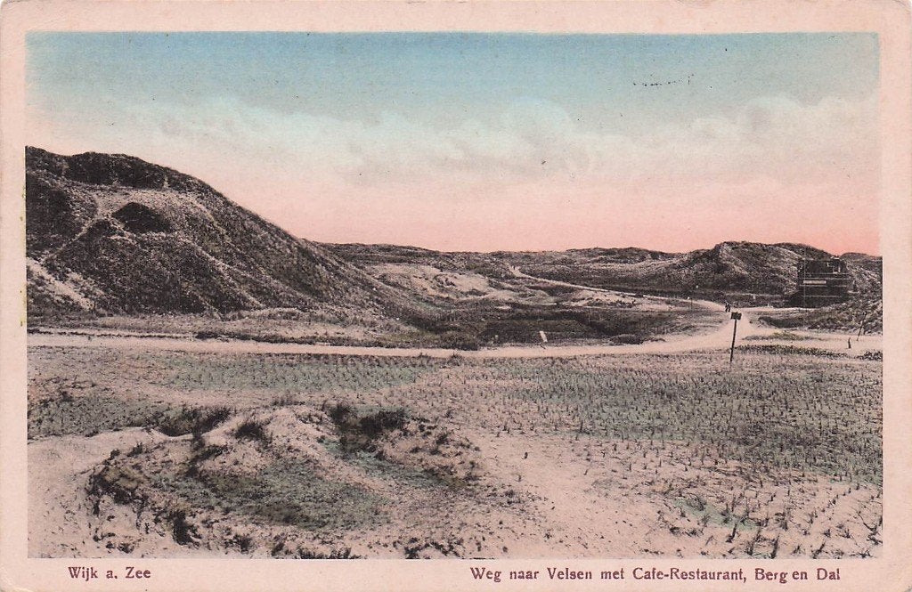 Wijk aan Zee - Weg n. Velsen m. cafe restaurant Berg en Dal, Ophalen of Verzenden, Voor 1920, Gelopen, Noord-Holland