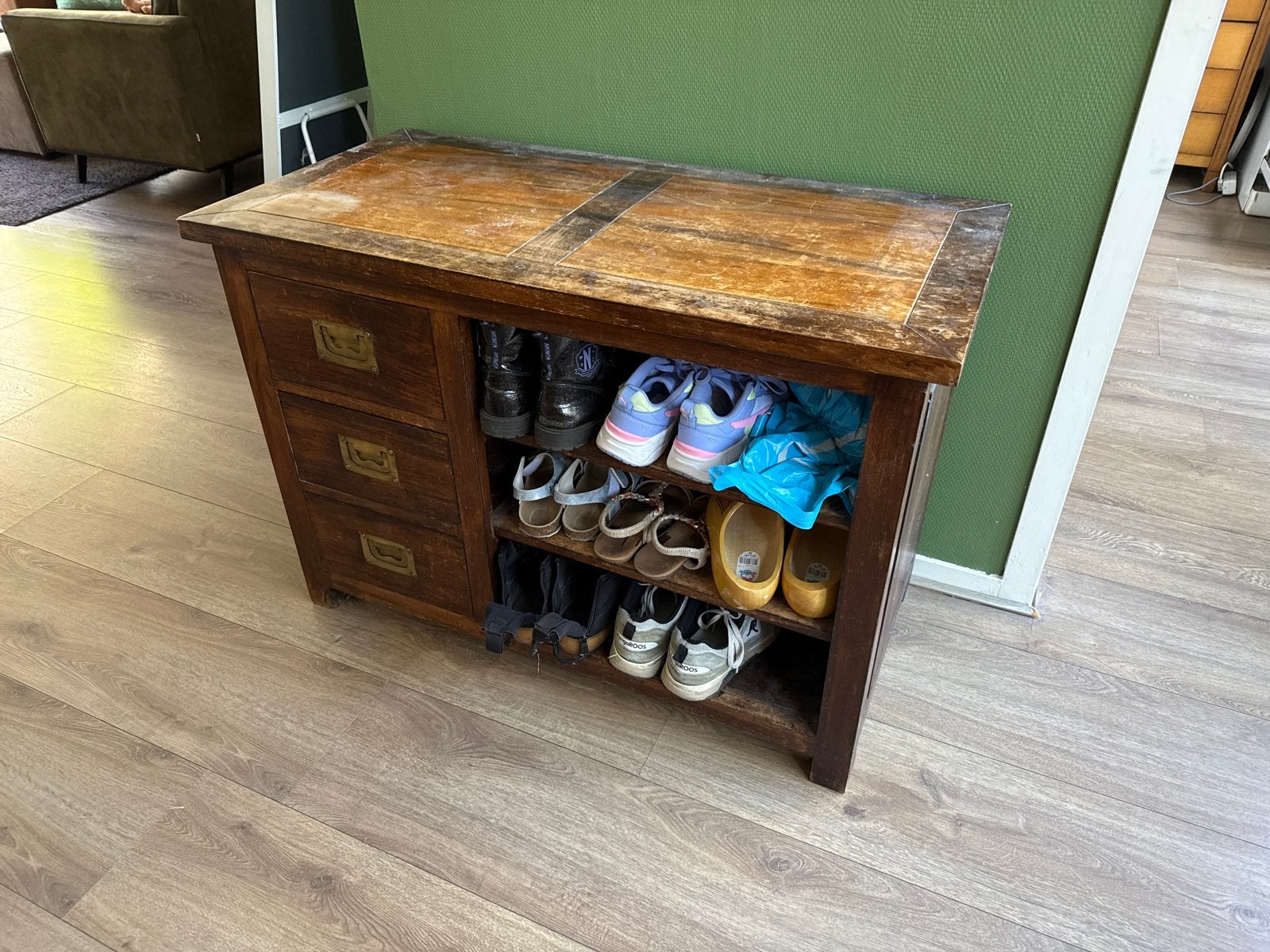 Houten schoenenkast met lades - 98x52x64 cm, Ophalen, Gebruikt
