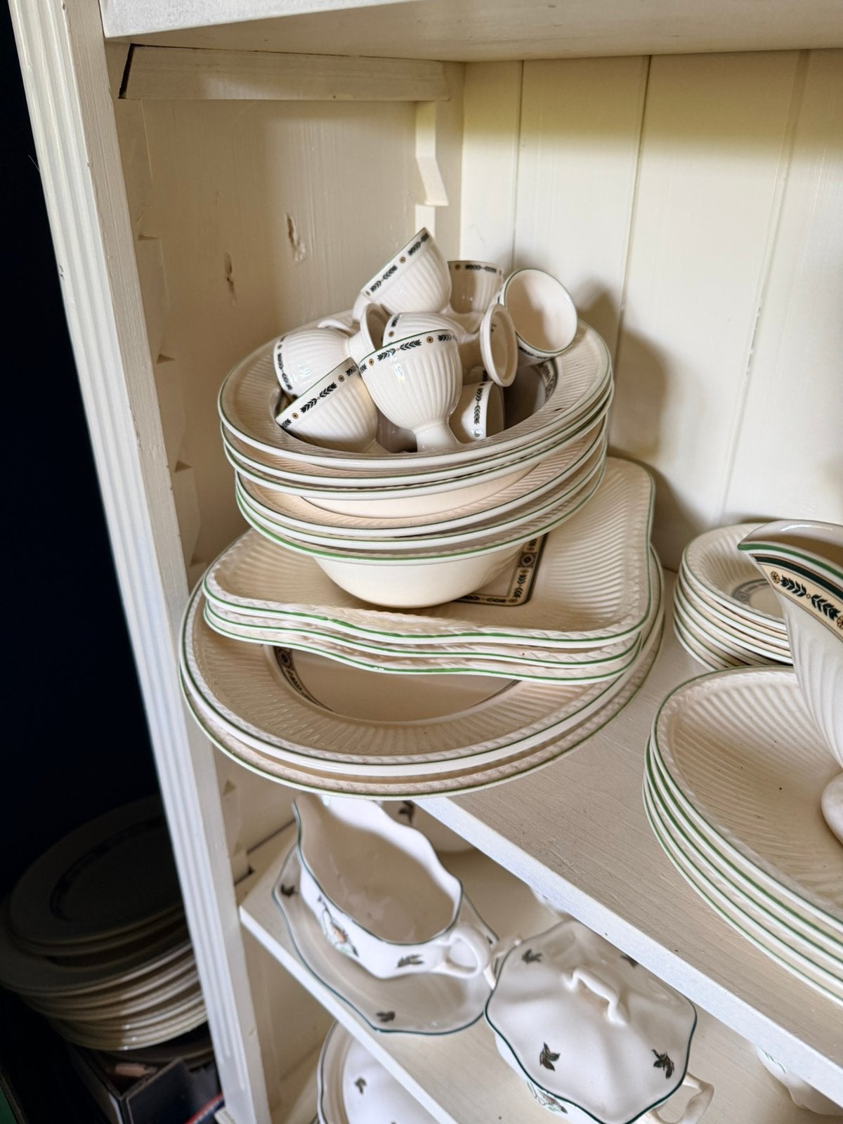 Wedgwood  CARLTON, Ophalen of Verzenden, Zo goed als nieuw, Porselein