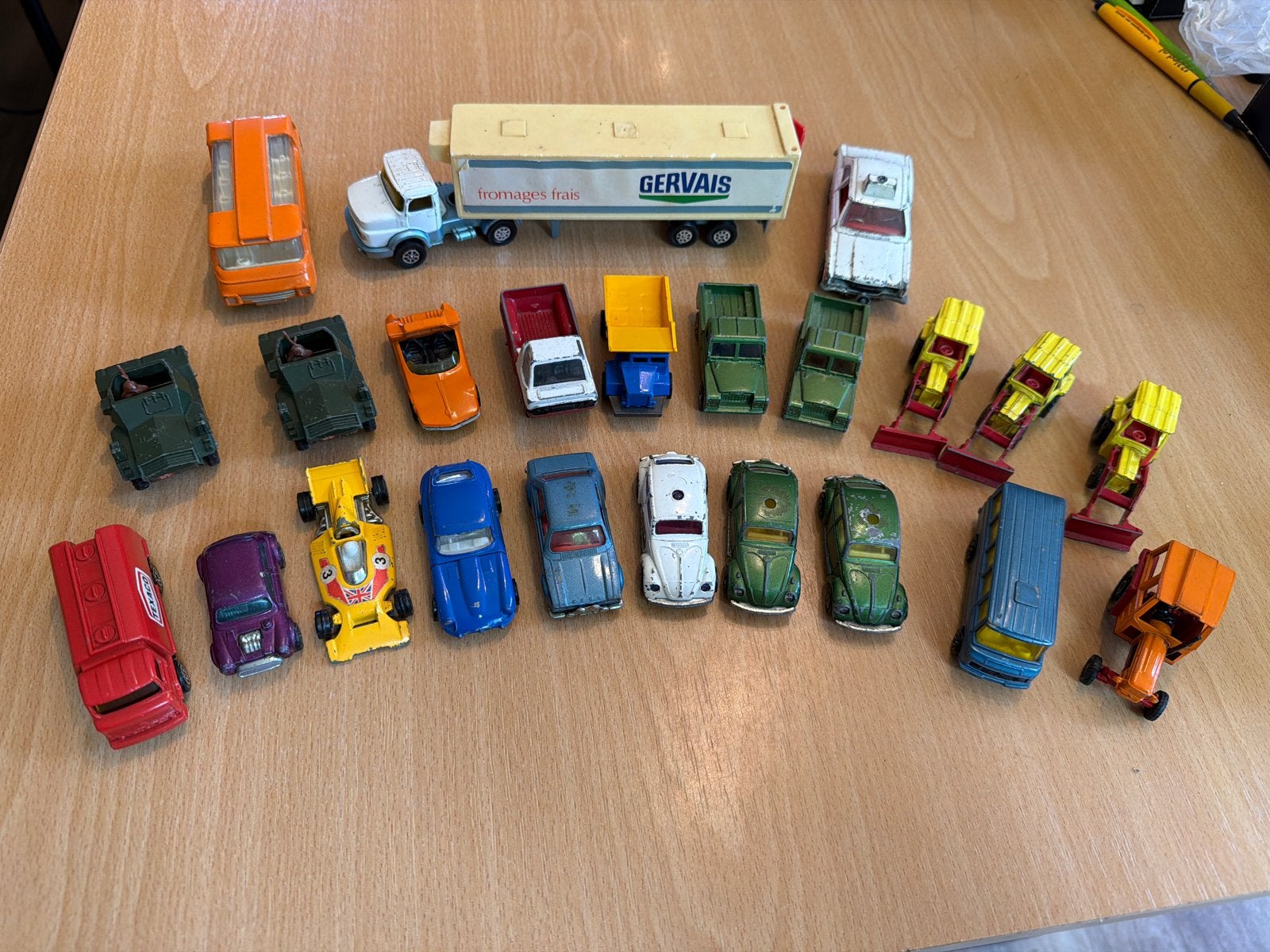 Corgi juniors mini jaguar vw mercedes range rover ford, Ophalen of Verzenden, Gebruikt