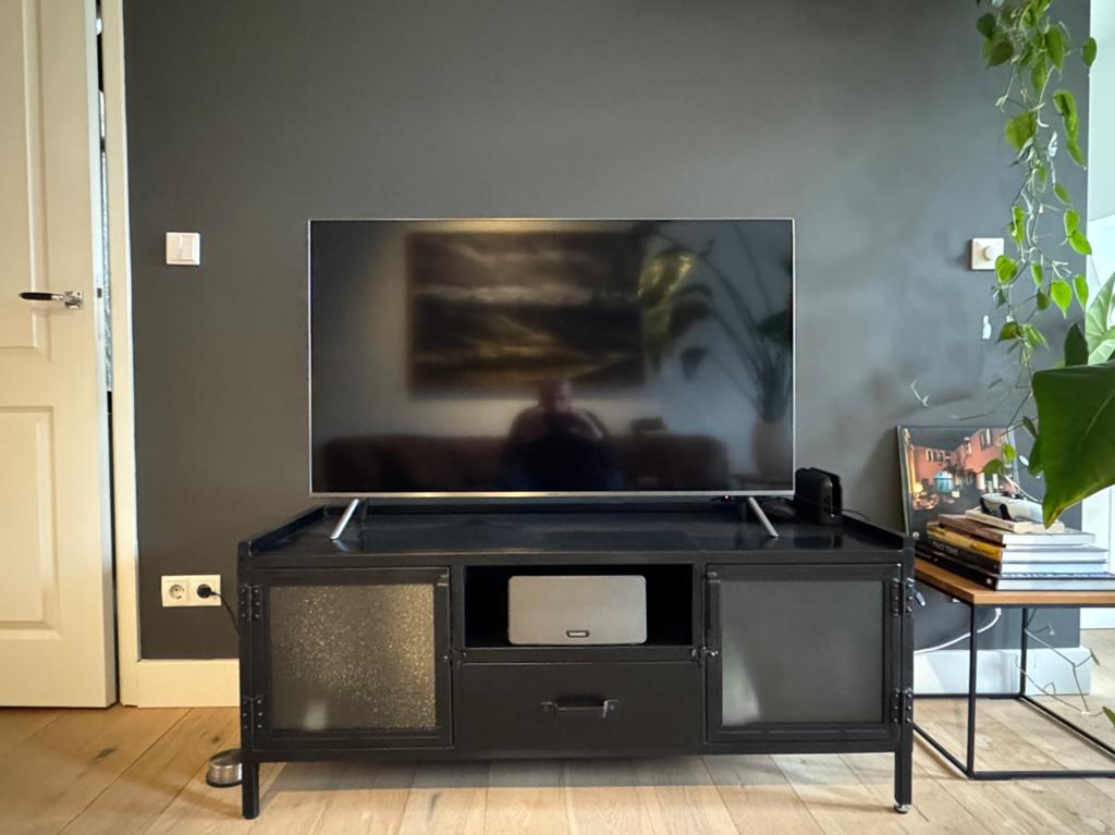 Industrieel TV meubel, Huis en Inrichting, Kasten | Televisiemeubels, Ophalen, 100 tot 150 cm, Zo goed als nieuw, Minder dan 100 cm