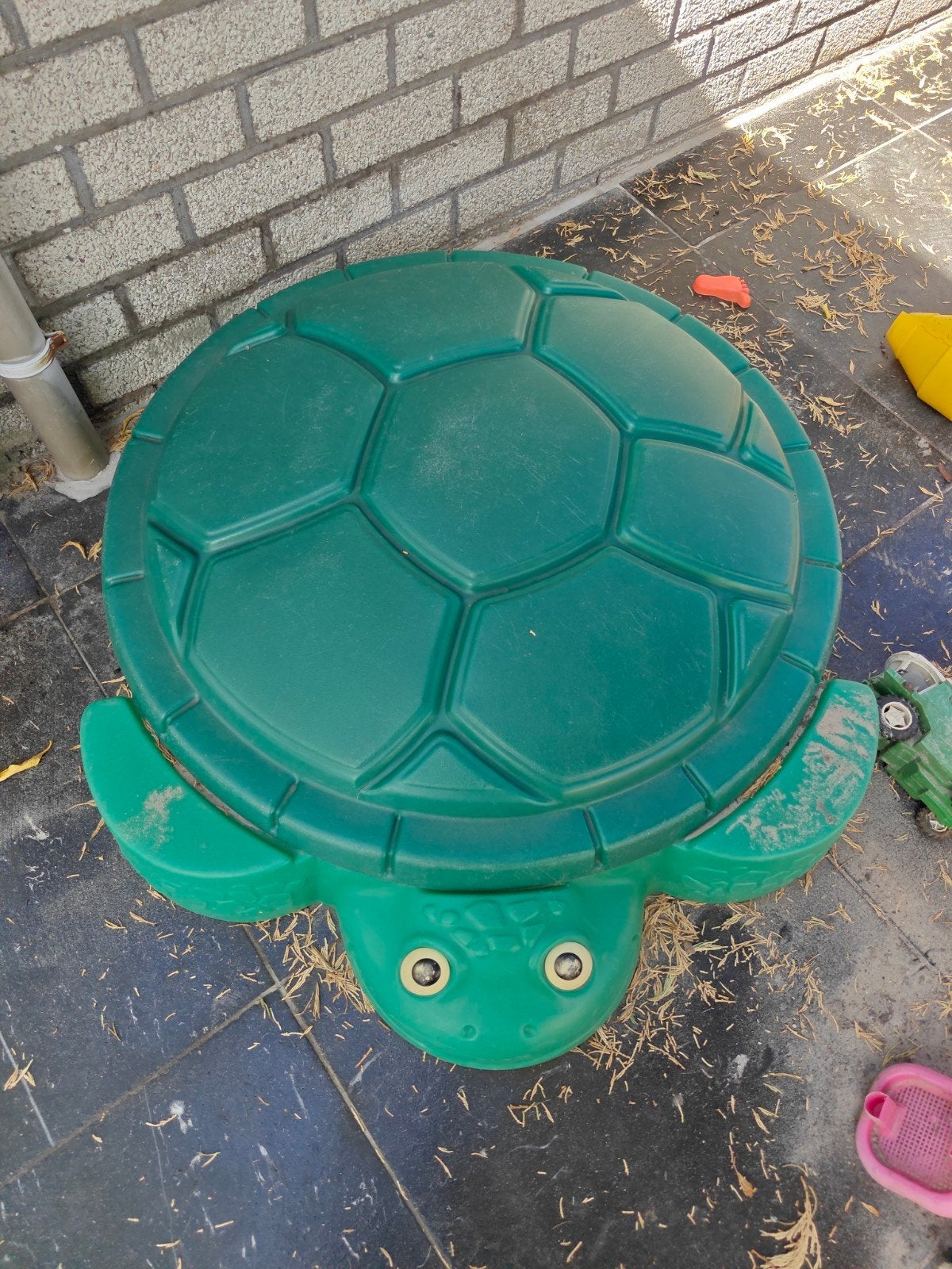 Schildpad zandbak voor kinderen, Ophalen, Gebruikt