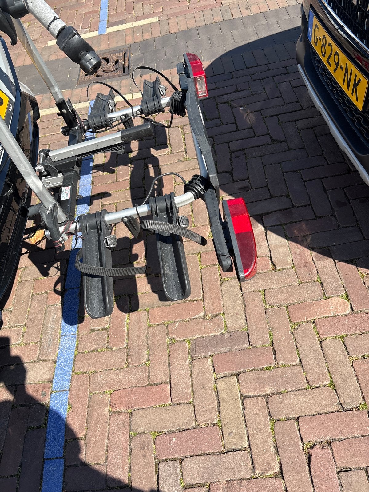 Uebler F22 Trekhaak Fietsendrager -   Elektrische 2, Auto diversen, Fietsendragers, Gebruikt, Trekhaakdrager, 2 fietsen, Brede banden
