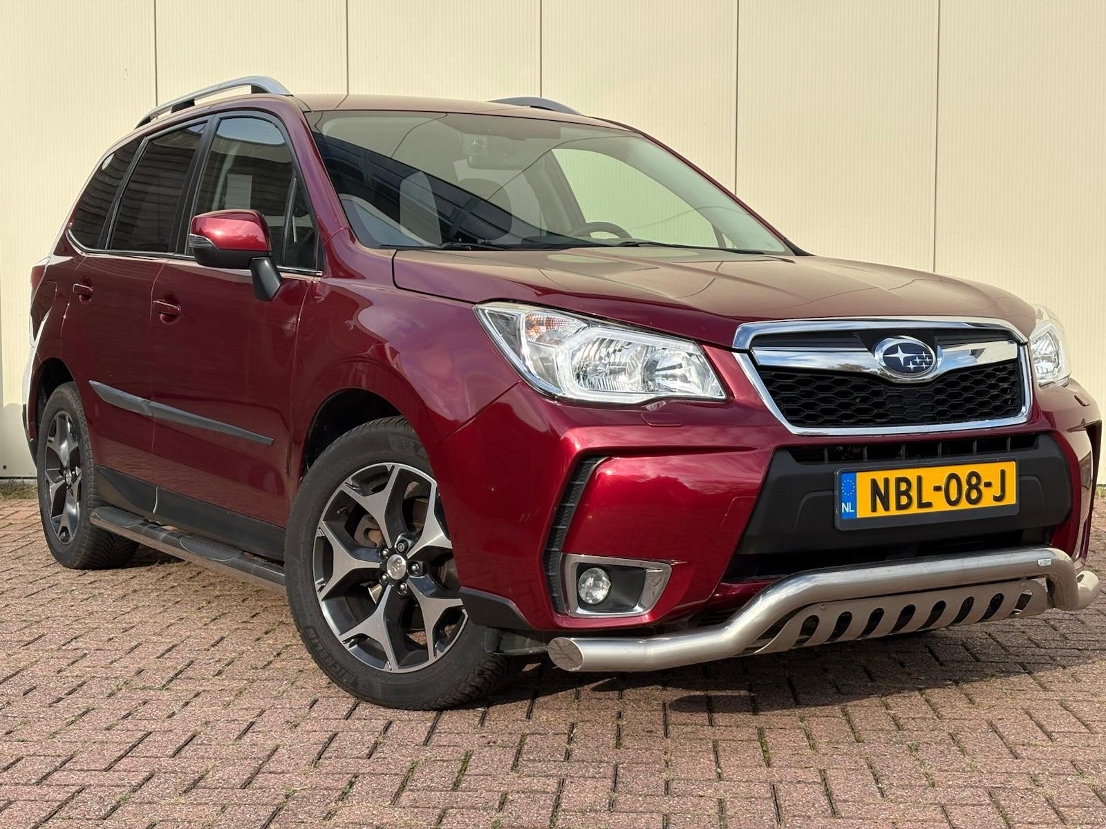 Subaru Forester 2015 2.0 XT Turbo 241pk DealerOnderhouden️✅️, Auto's, Automaat, 4 cilinders, 2000 kg, Leder en Stof