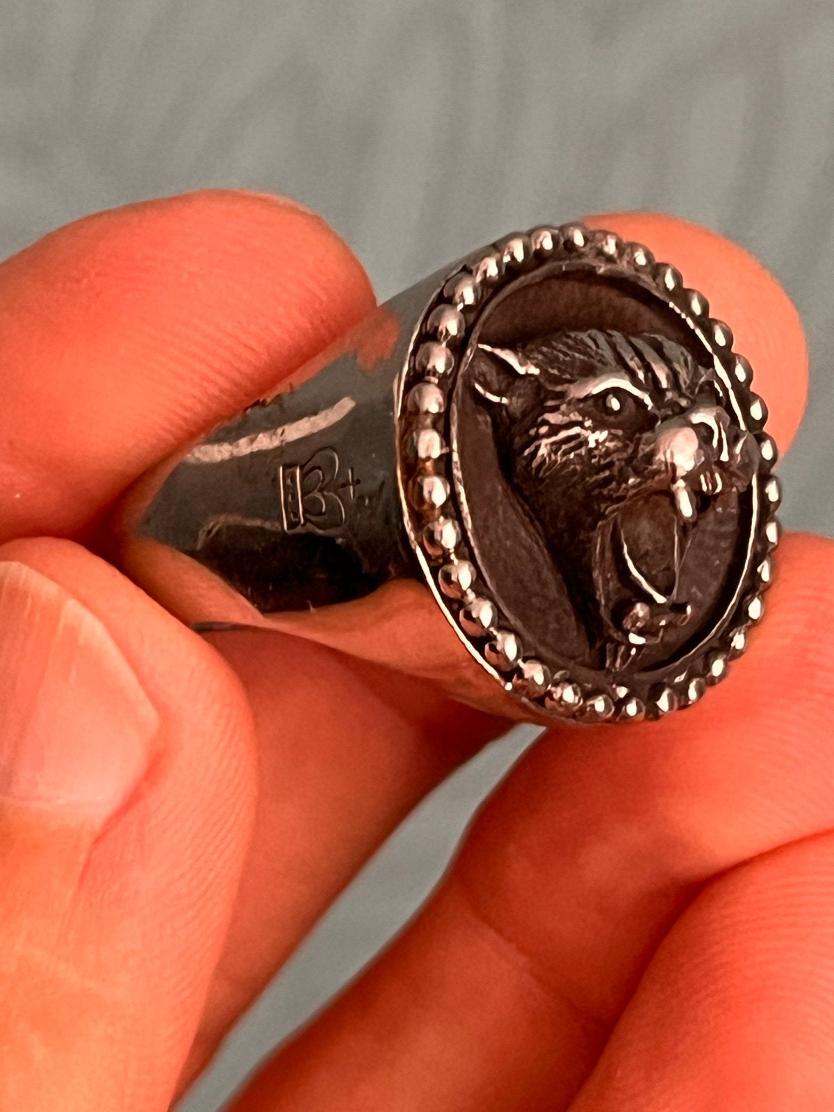 Hyo Panther ring Zilveren ring met leeuwenkop, 19 tot 20, Ophalen of Verzenden, Zo goed als nieuw, Dame of Heer