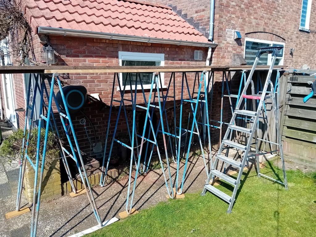 5 Stalen schrager 178.5 cm hoog 110cm breed plus 6 planken, Ophalen, Gevelsteiger, Minder dan 2 meter