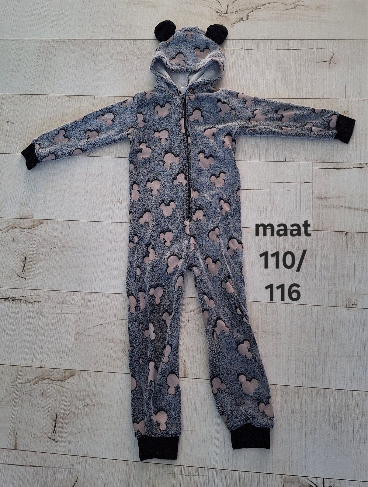 Mickey Mouse Onesie Maat 110/116, Ophalen of Verzenden, Zo goed als nieuw, Jongen of Meisje, Nacht- of Onderkleding