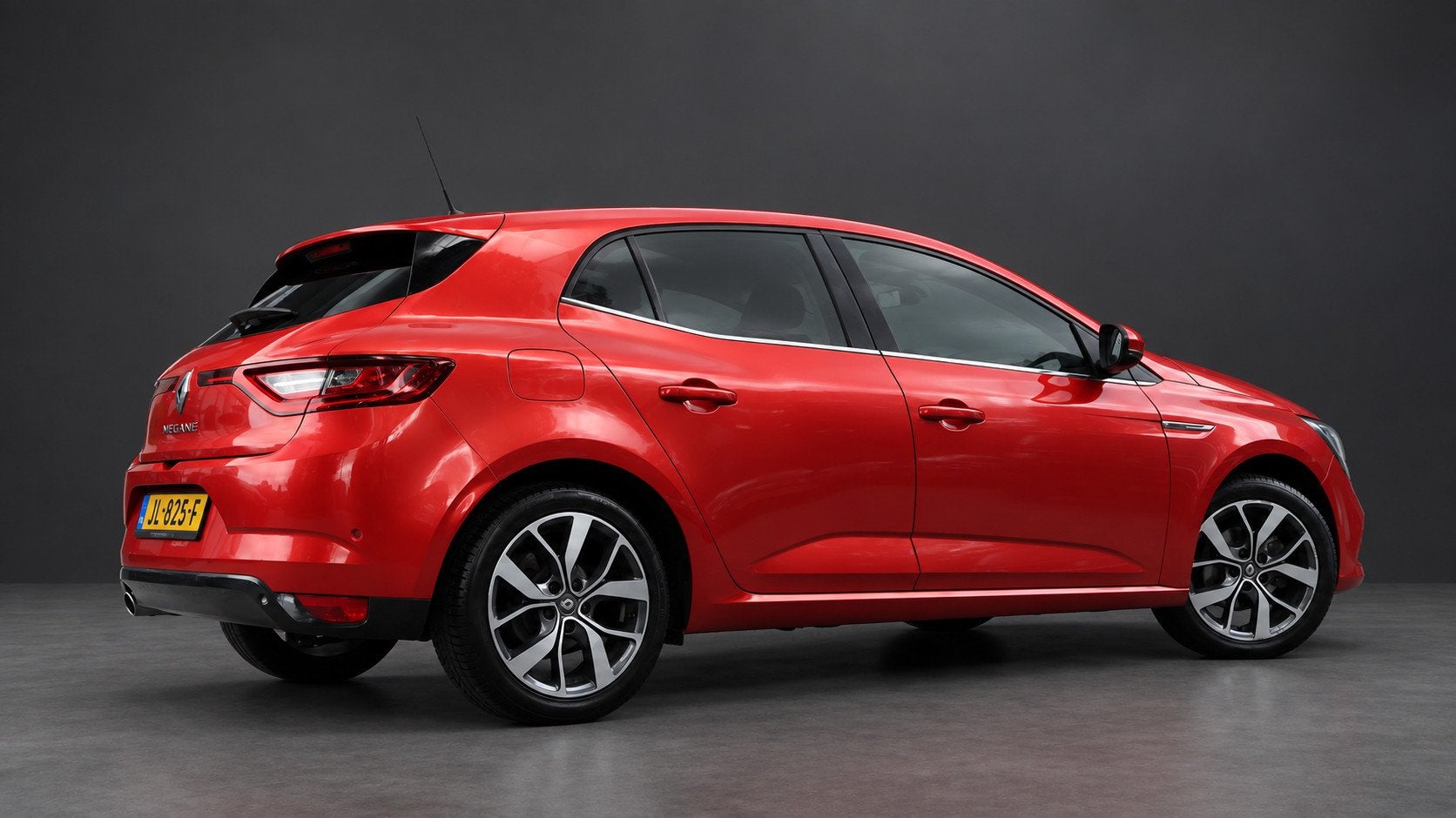 Renault Mégane 1.2 TCe Bose|PDC|LED|Navi|Vol|Distr.nieuw!, Voorwielaandrijving, Dealer onderhouden, Gebruikt, 4 cilinders