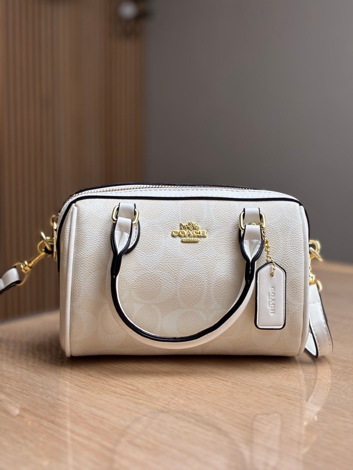 Coach Handtasje wit creme - nieuw, Ophalen of Verzenden, Nieuw, Wit, Handtas