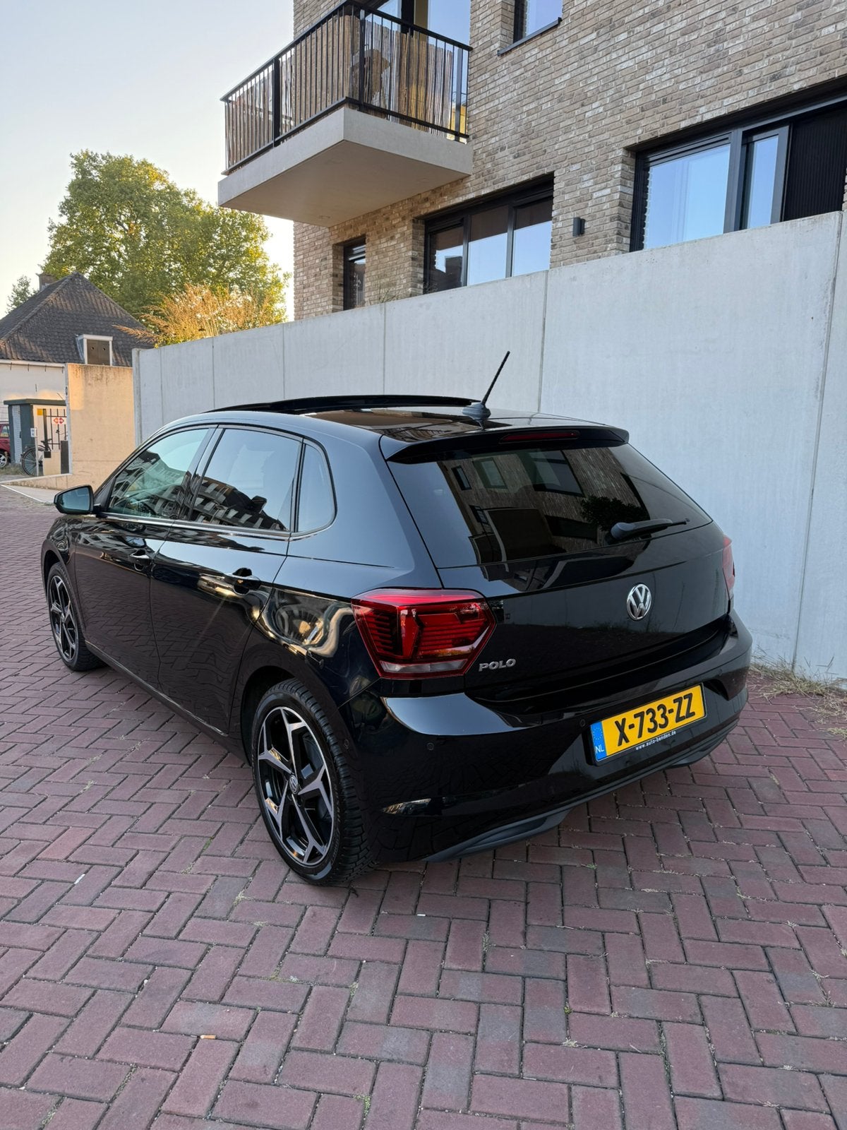 Volkswagen Polo 1.0 TSI Automaat | Pano | Park Assist | LED, Zwart, Particulier, Polo, Te koop