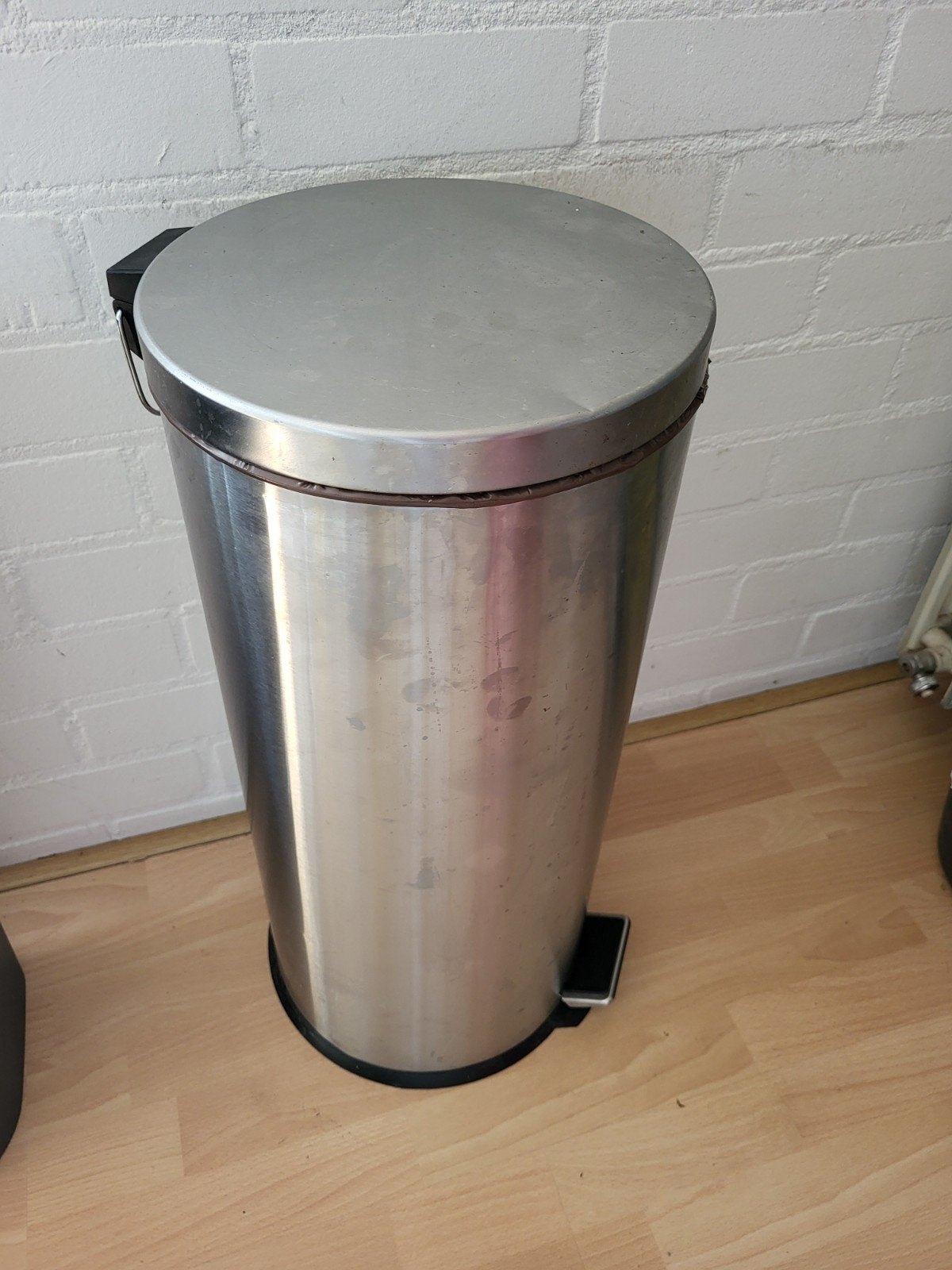 RVS Pedaalemmer 30-40L - 65cm hoog, Ophalen