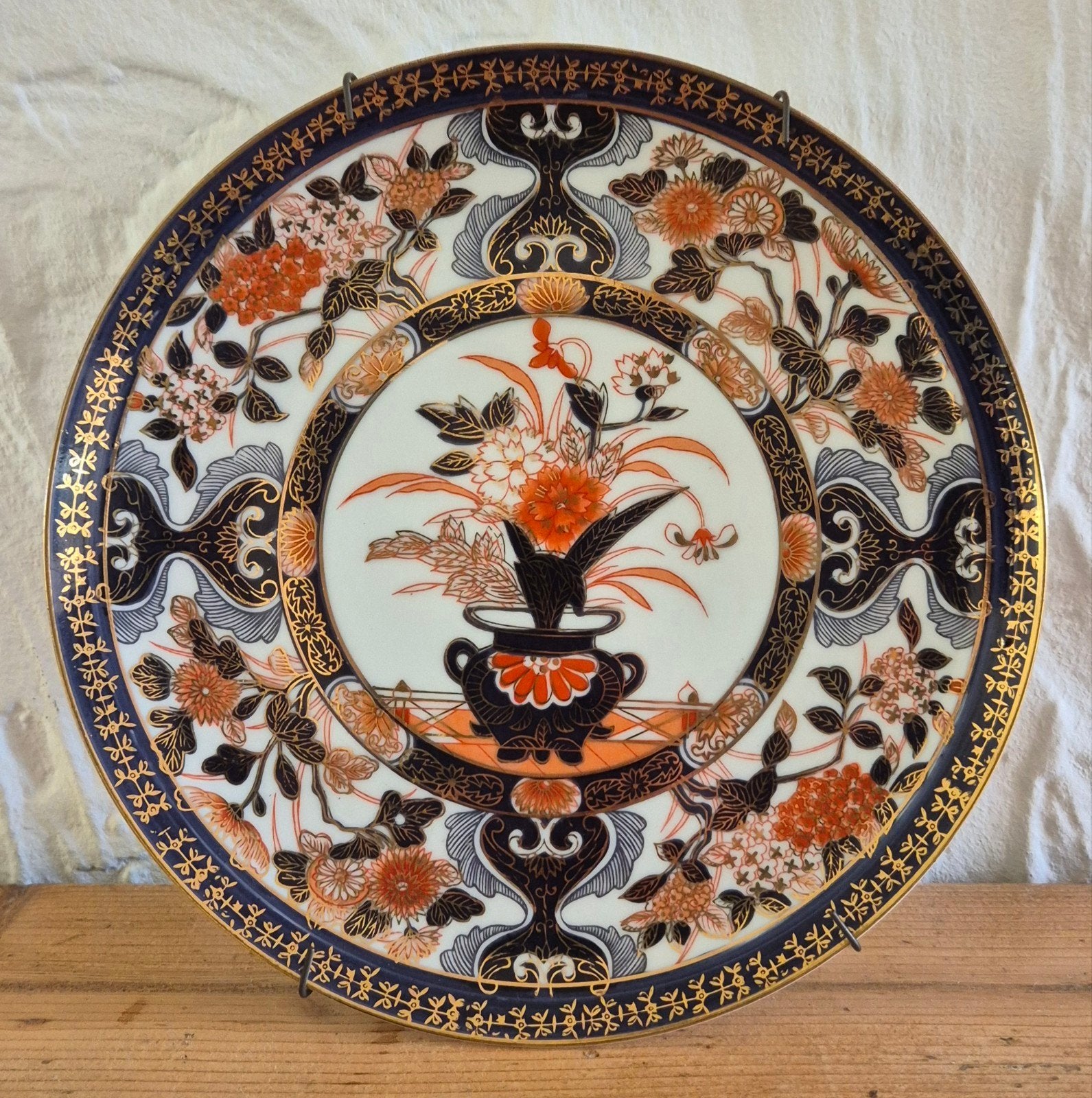 Saji Fine China Japan sierbord met bloemmotief, Ophalen of Verzenden