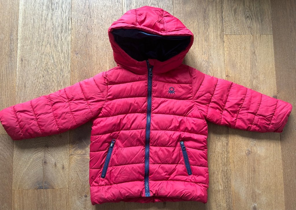 BENETTON winterjas jas puffer jack rood mt 110 | 4-5 jr | XS, Gebruikt, United Colors of Benetton, Jongen of Meisje, Ophalen of Verzenden