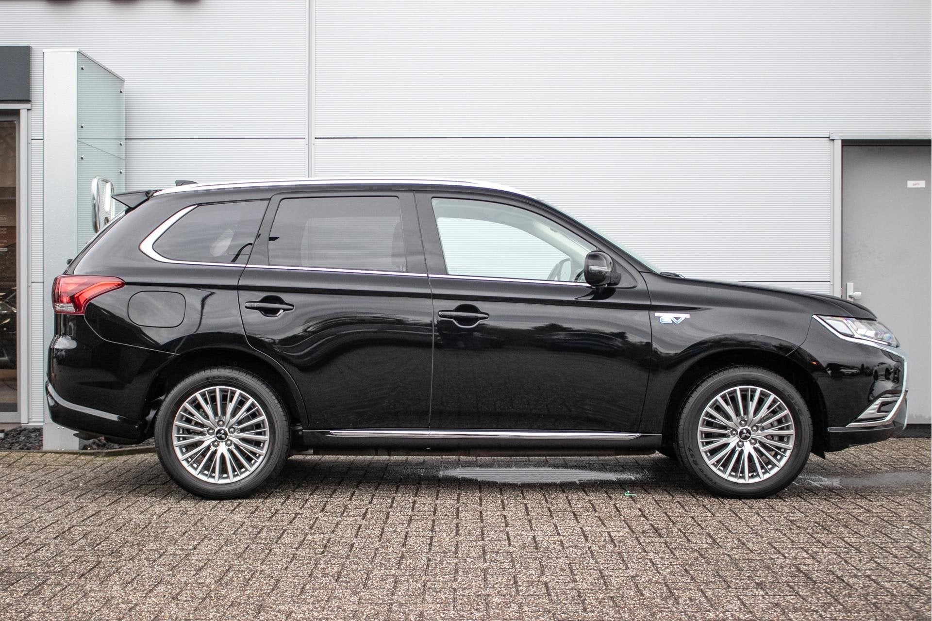 Mitsubishi Outlander 2.4 PHEV Intense | Apple carplay/Androi, Auto's, Automaat, 4 cilinders, 1865 kg, Bedrijf