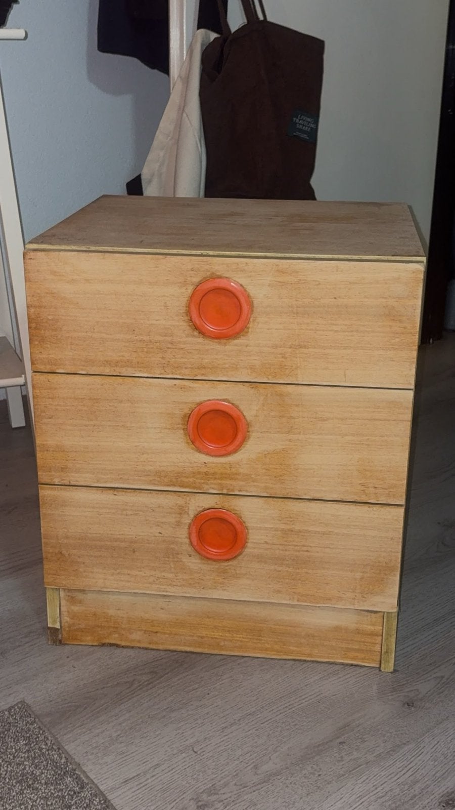 Klein ladekastje. Leuke opknapper
