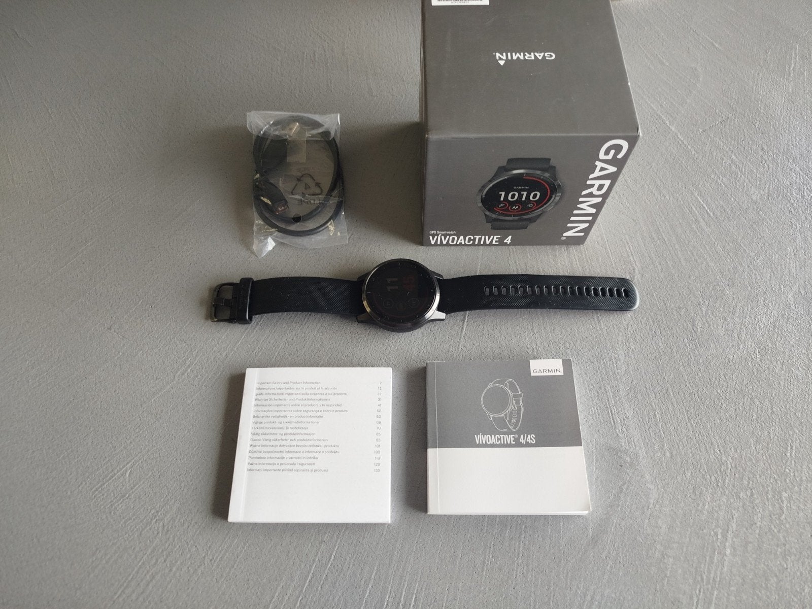 Garmin Vivoactive 4 - GPS Smartwatch 45MM, Zwart, Garmin, Ophalen of Verzenden, Zo goed als nieuw
