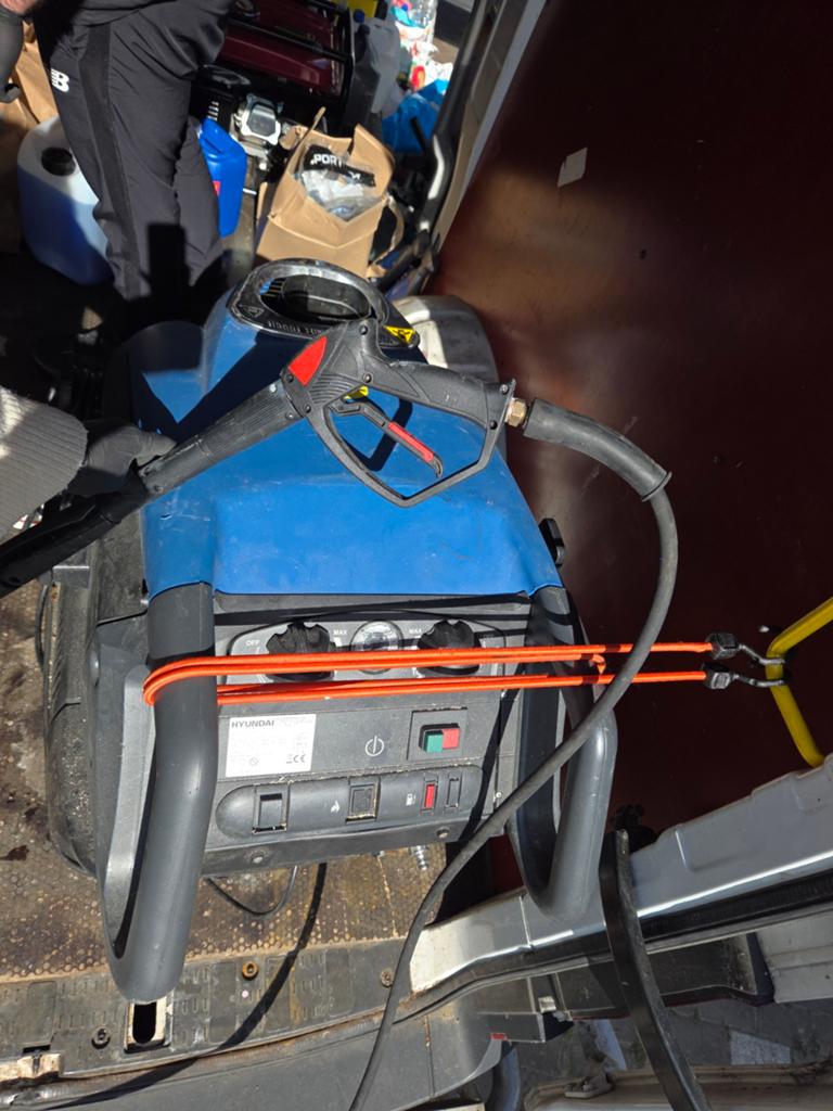 Hyundai H200Y Warme Hogedrukreiniger, Tuin en Terras, Hogedrukreinigers, Ophalen of Verzenden