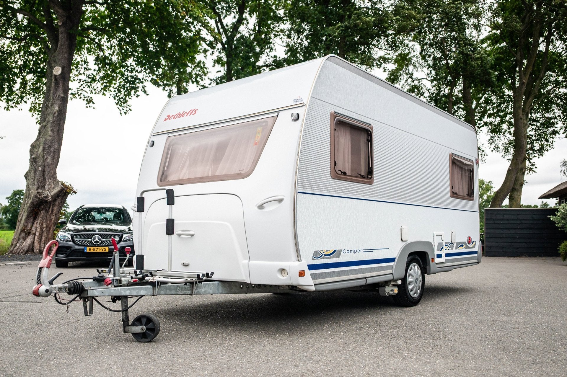 Dethleffs EF2 Airco I Mover I Toilet I Douche I Frans bed, 750 - 1000 kg, Dethleffs, Airco, Bedrijf