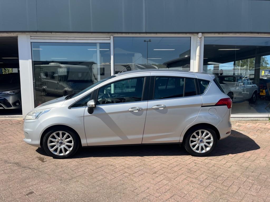 Ford B-MAX 125pk Clima Cruise Navi PDC Bluetooth, Voorwielaandrijving, Euro 5, 125 pk, Gebruikt
