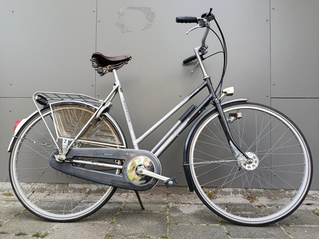Damesfiets Batavus Champion
5 versnellingen,Brooks zadel, 55 tot 59 cm, Ophalen