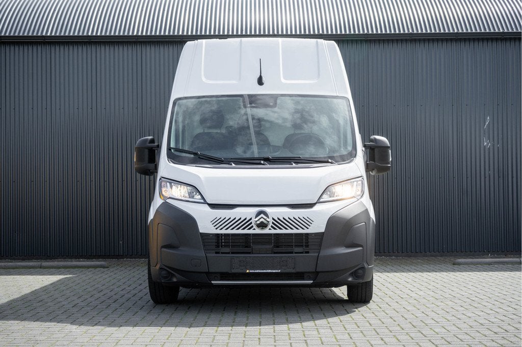 Citroën Jumper 2.2 BlueHDi L4H3 | Nieuwstaat | 140 PK | Cam, Auto's, Voorwielaandrijving, Stof, Gebruikt, Zwart