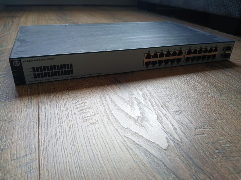 HP 1820-24G Switch J9980A - 24-poorts Gigabit Switch, Ophalen of Verzenden