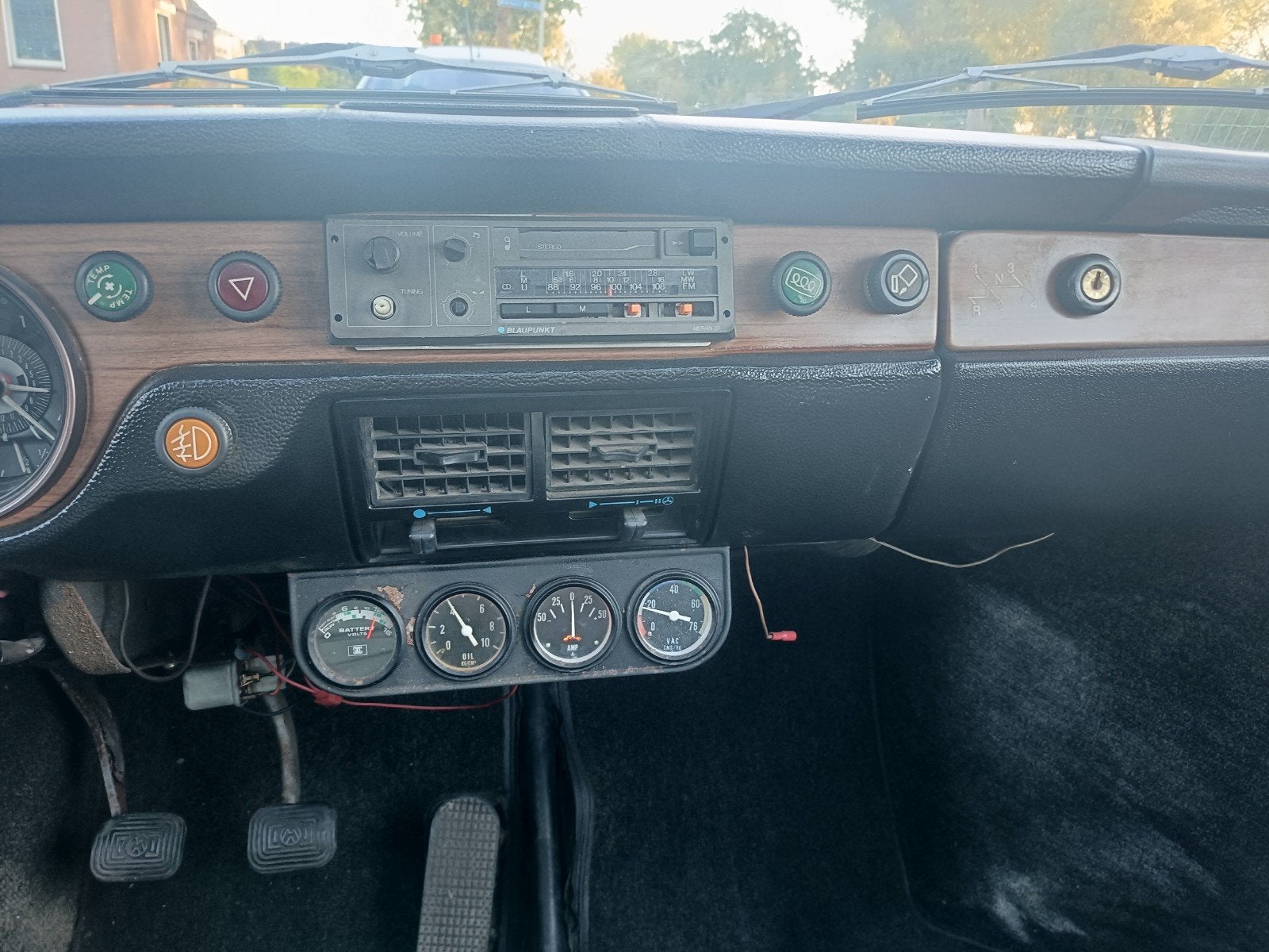 Volkswagen 412 1.7 LE Variant 1973 Blauw, foto 7