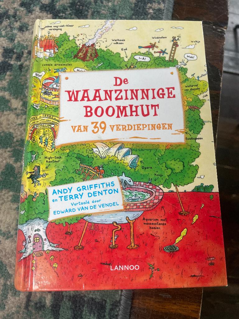 De waanzinnige boomhut van 39 verdiepingen deel 3, Boeken, Ophalen, Zo goed als nieuw, Andy Griffiths en Terry Denton, Fictie algemeen