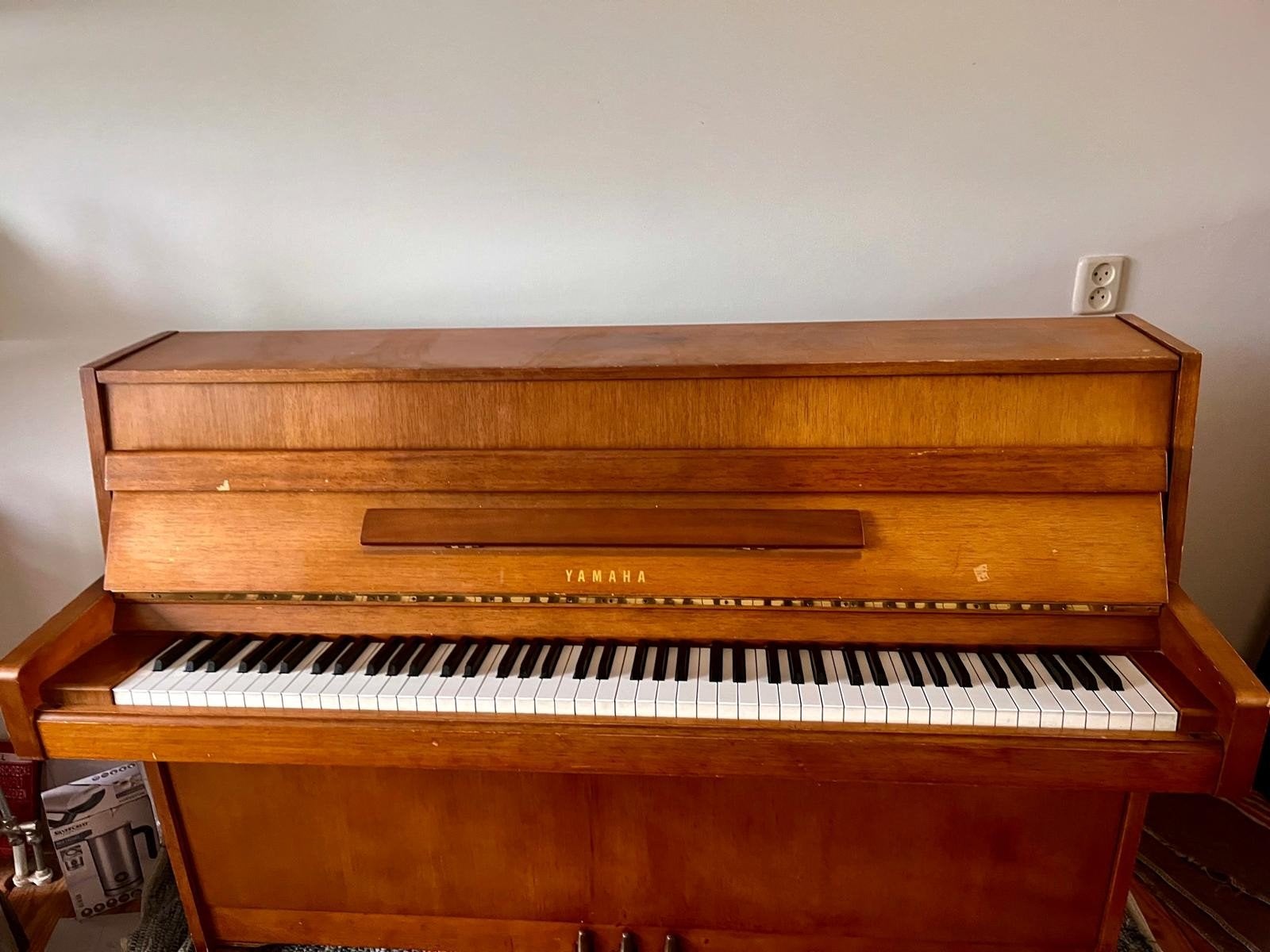 PRACHTIGE YAMAHA – Zeer nette staat, uitstekend onderhouden, Muziek en Instrumenten, Piano's, Ophalen, Gebruikt, Bruin, Piano
