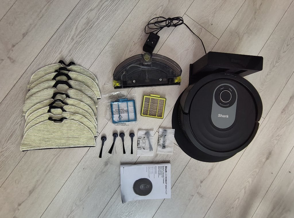 Shark robotstofzuiger/dweil + extra accessoires, Witgoed en Apparatuur, Stofzuigers, Ophalen, Overige merken, Gebruikt, Robotstofzuiger