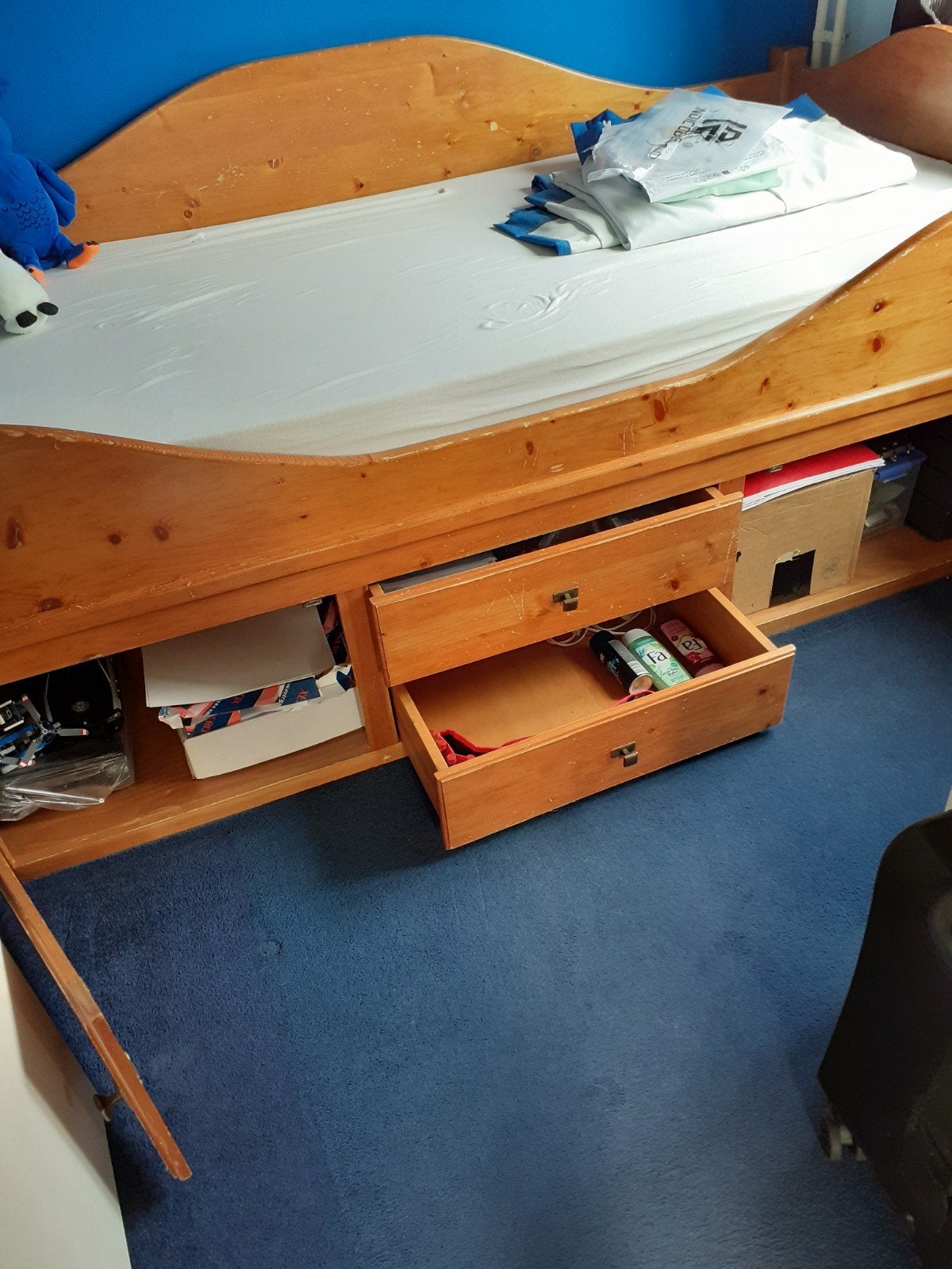 Grenen 1 persoons bed, Huis en Inrichting, Slaapkamer | Complete slaapkamers, Ophalen, Gebruikt, Eenpersoons