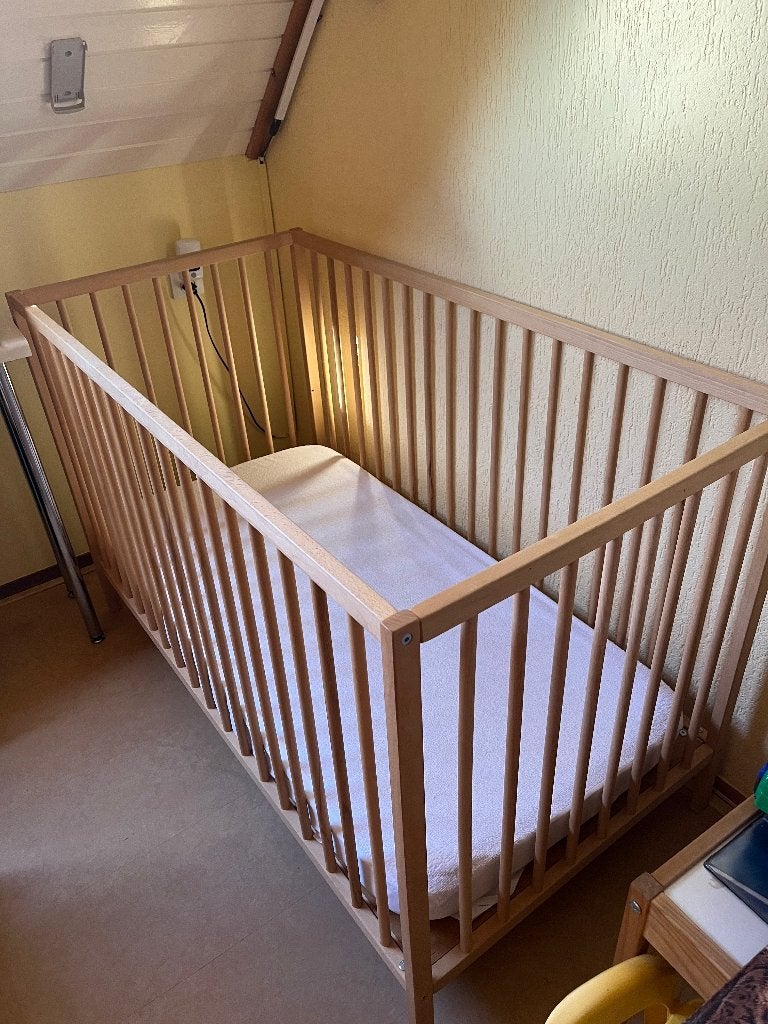 Baby/kinderledikantje, Kinderen en Baby's, Ophalen, Gebruikt, Minder dan 140 cm, Minder dan 70 cm