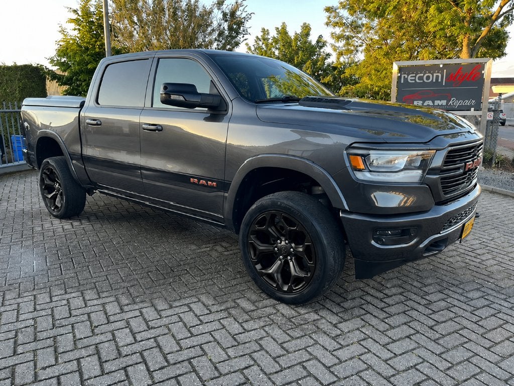Dodge RAM 1500 Rumble Bee Laramie 2020 #4/25 | Luchtvering, Auto's, Dodge, Automaat, 3500 kg, 402 pk, Vierwielaandrijving