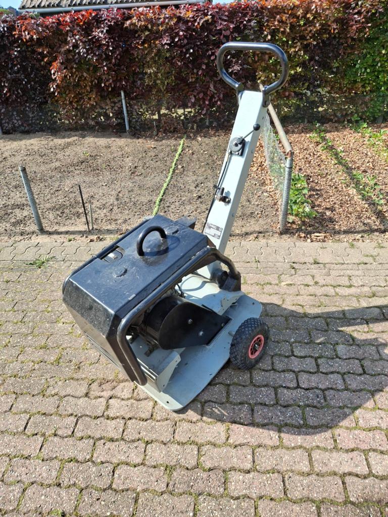 Trilplaat Samac 3ton, Ophalen, Gebruikt