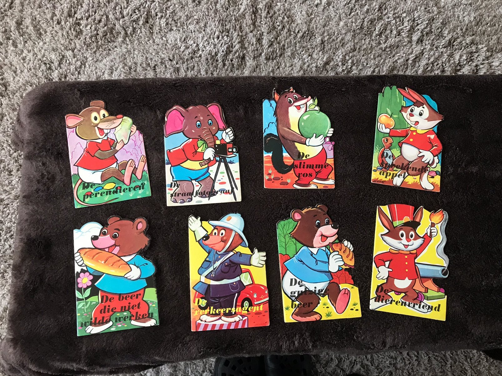 8 kleine boekjes uit de serie Grappige Dieren, Ophalen of Verzenden, Zo goed als nieuw